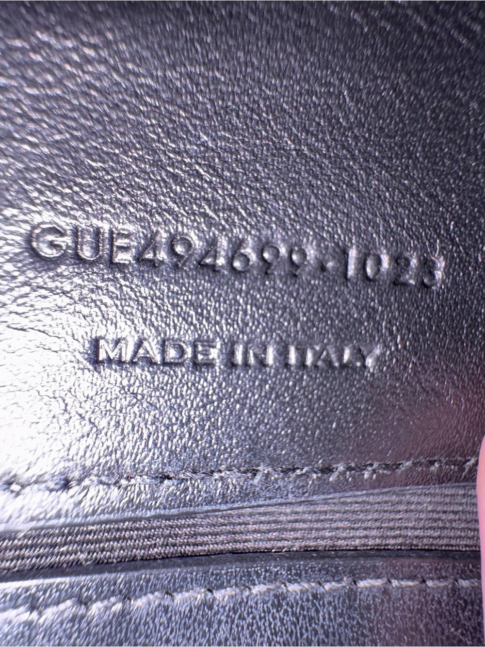 Small Saint Laurent Loulou shoulder bag in black matelassé leather - Picture 4 of 8